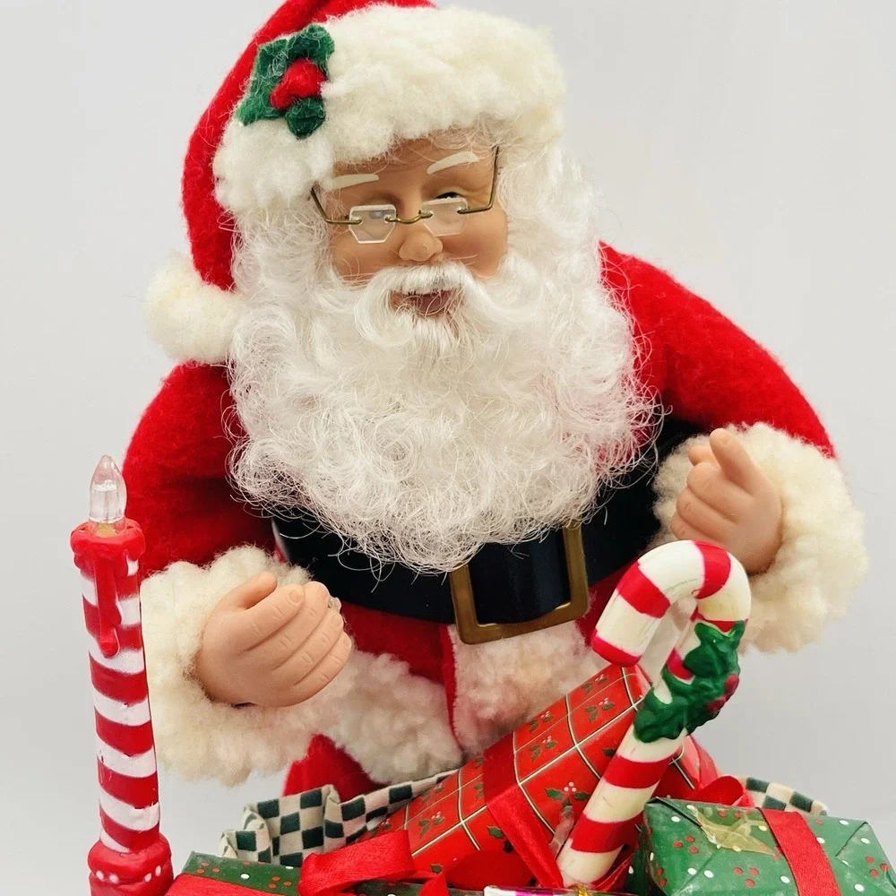 Holiday Creations lights up